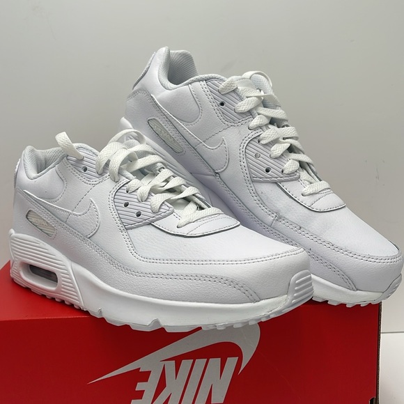 Nike WMNS Air Max 90 White Sneakers
White/Metallic Silver/White HF6358-102 - Picture 3 of 16